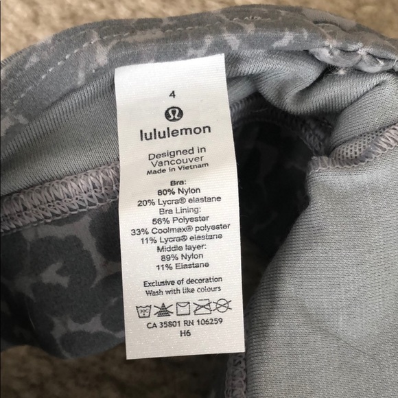 lululemon flow y bra (sold on mercari) - Picture 3 of 3